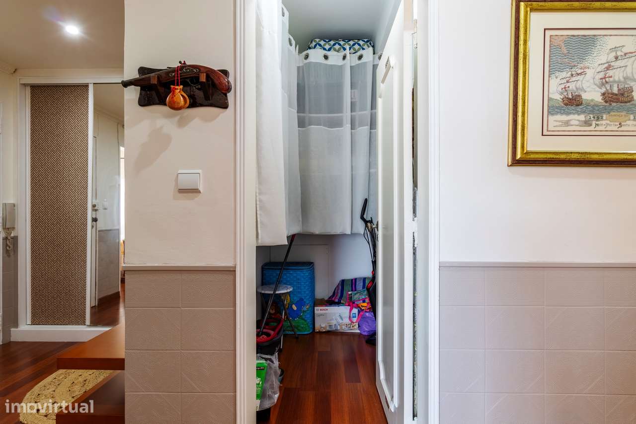Apartamento T2+1 com Vista Desafogada | Cacém-30