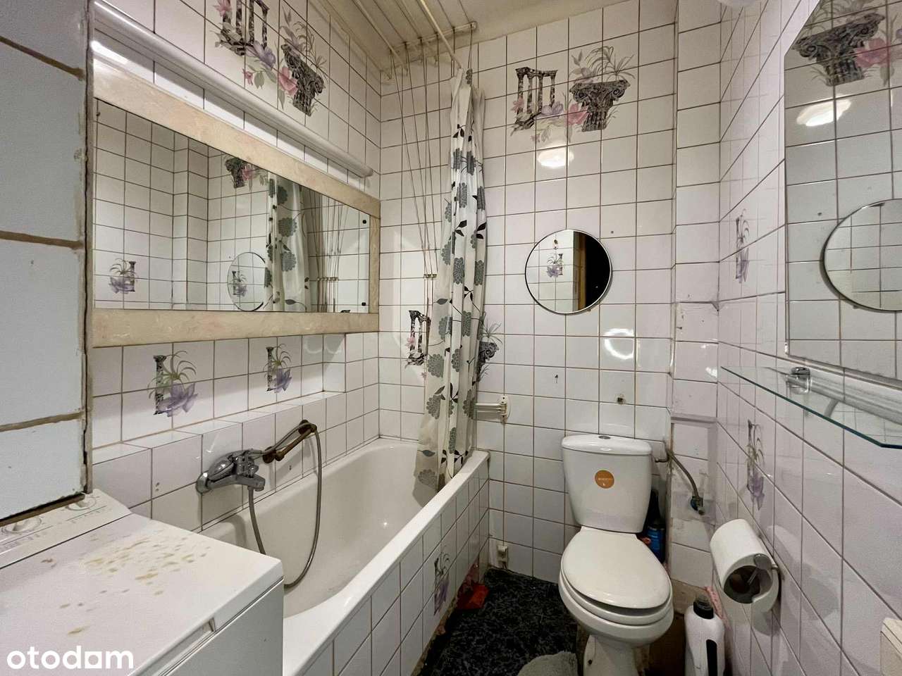 Kawalerka/2 pokoje | 35,49m2 | kamienica | Plac Hallera | parter |-11