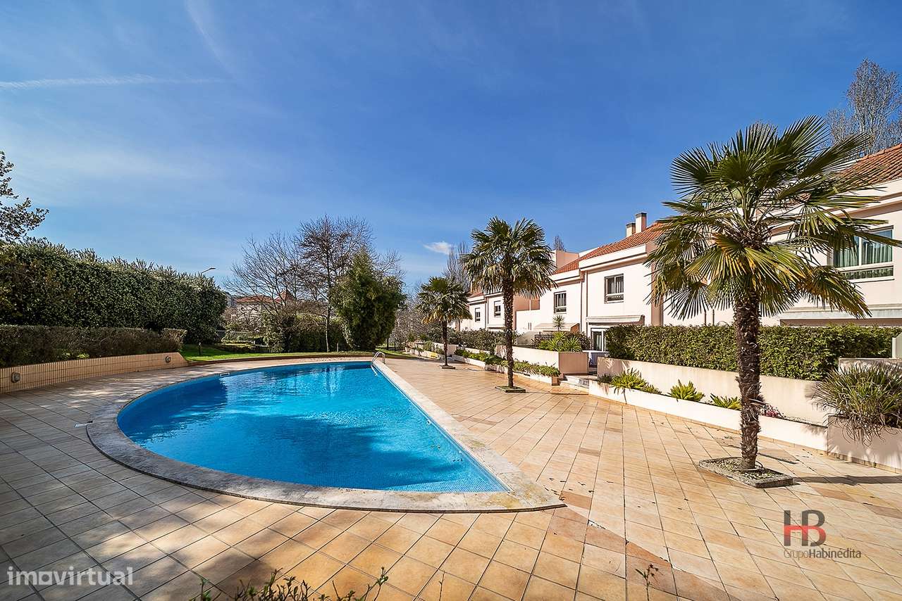 Moradia em Condomínio Fechado com Piscina - Grande imagem: 5/52