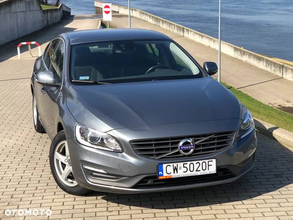 Volvo S60 - 16