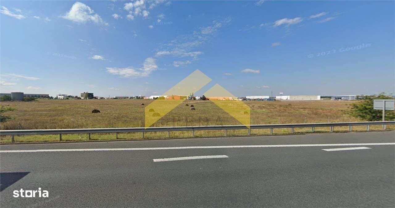 De vanzare teren intravilan 4,9 ha la coborare de pe autostrada spre Z - Imagine principală: 4/5