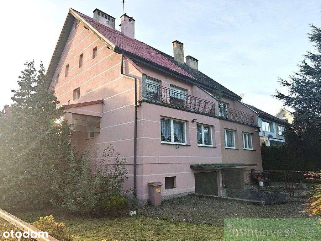 Połowa bliźniaka w atrakcyjnej lokalizacji