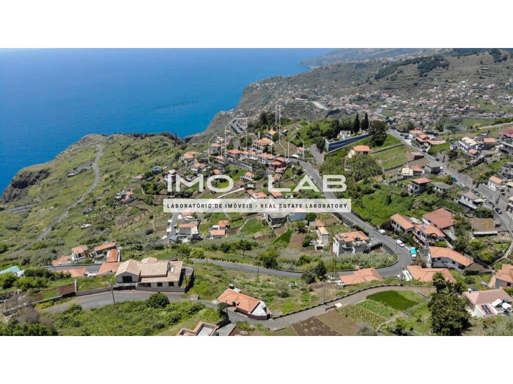 Terreno com 1845m2 - Quinta Grande - Câmara de Lobos - Grande imagem: 5/15