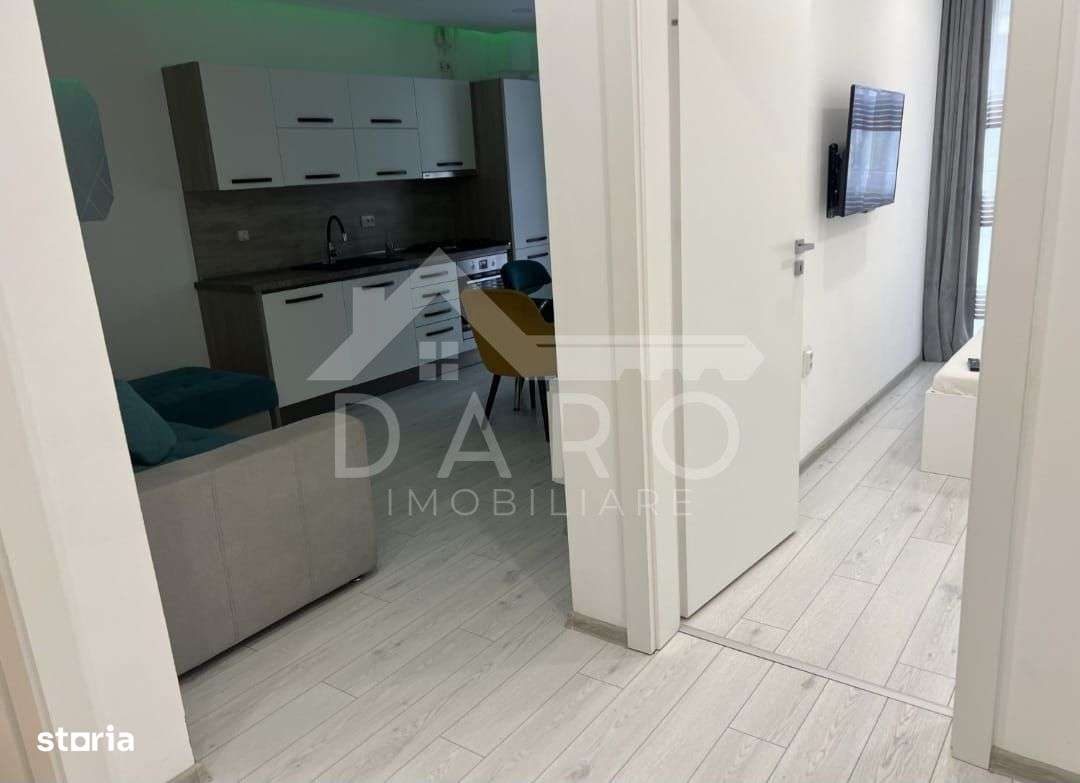 Vand apartament cu doua camere tip studio - Imagine principală: 4/8