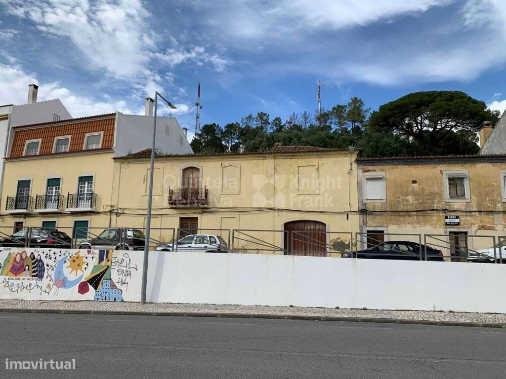 Moradia para reabilitação, em Santiago do Cacém. - Grande imagem: 4/22