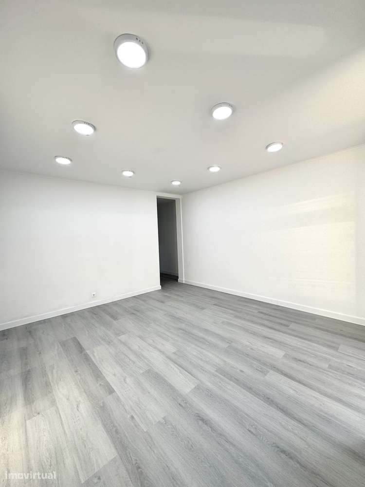 Centro do Carregado - Grande imagem: 3/19