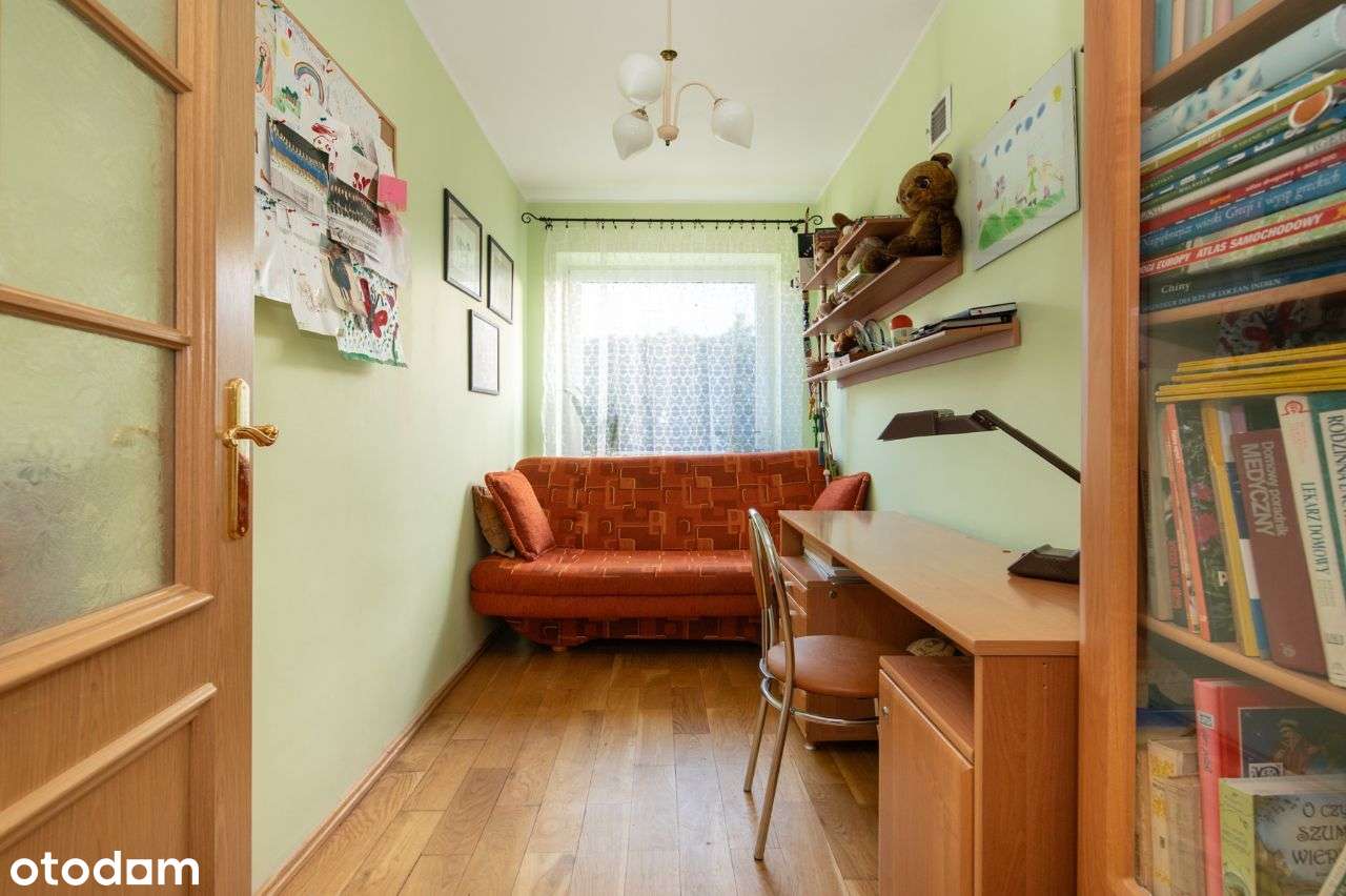 Skrajny szereg| Spokojna okolica| Słoneczne-6