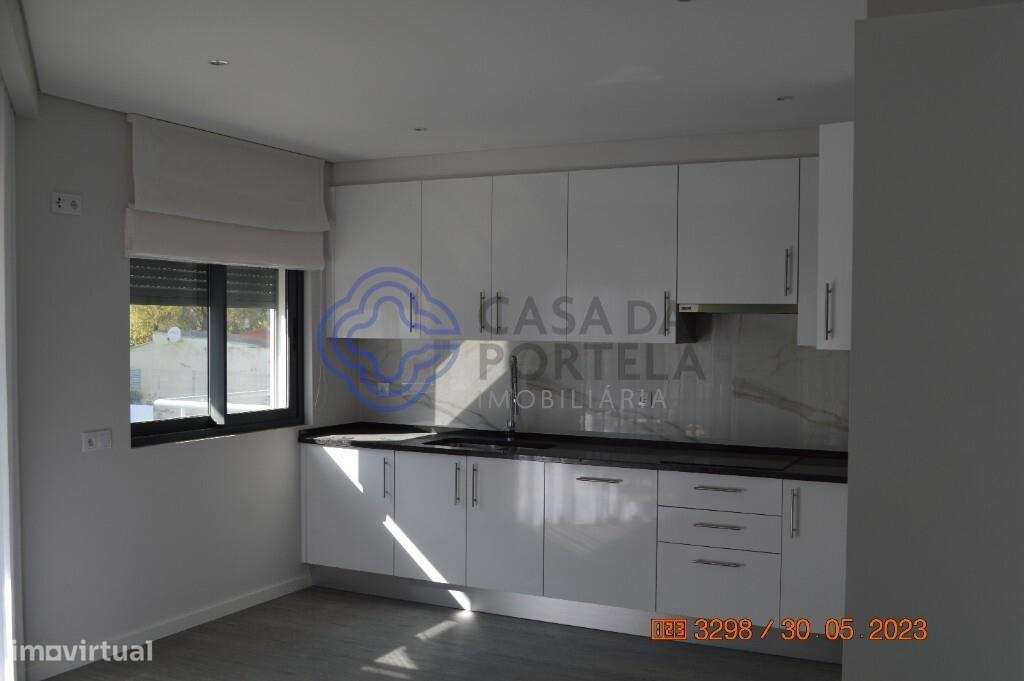 Apartamento T2 Novo com piscina, garagem e arrecadação em zona calma d - Grande imagem: 5/22