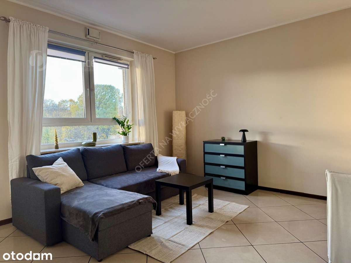 38m2, kawalerka, miejsce postojowe w hali-6