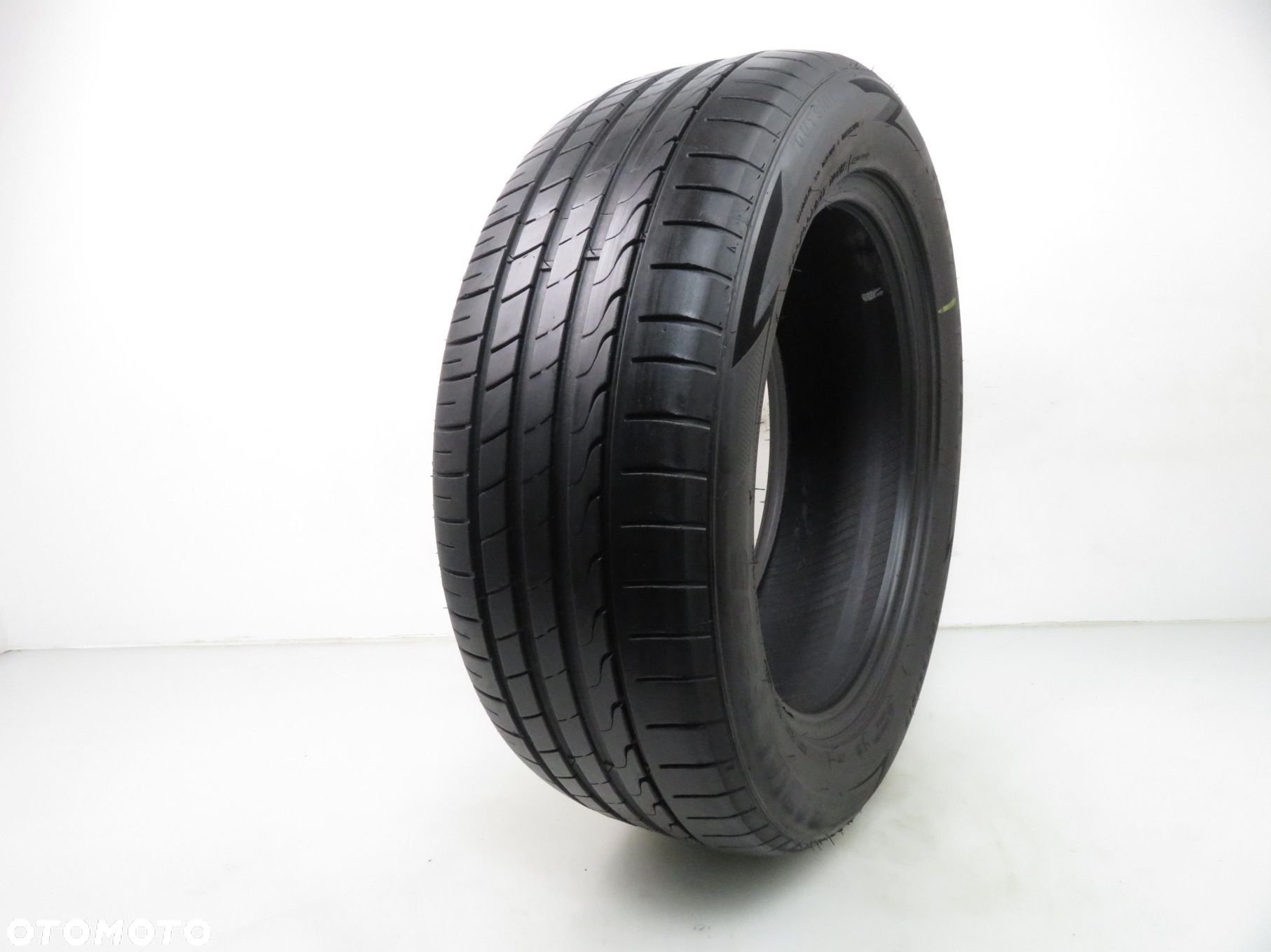 225/55R17 OPONA LETNIA Minerva Radial F205 101W - 1