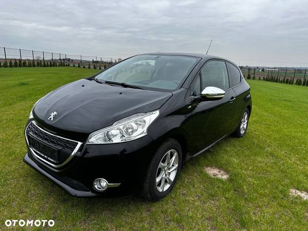 Peugeot 208 82 VTI Style - 1