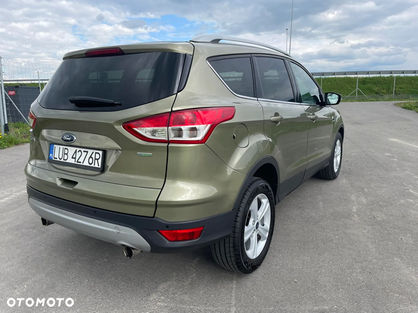 Ford Kuga 1.6 EcoBoost 2x4 Titanium - 7