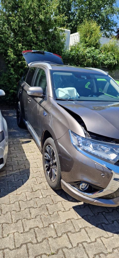 Mitsubishi Outlander III (2012-2022) 2.0 4WD 2017