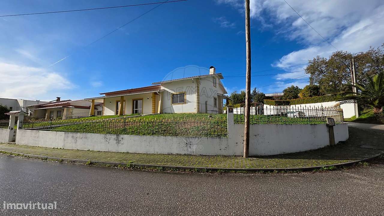 Moradia T4 para venda - Grande imagem: 4/38