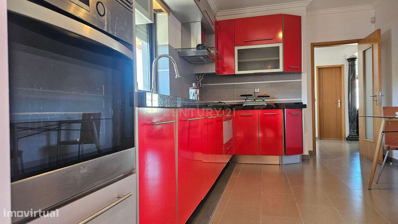 Moradia T3 com garagem p/2 carros em Azeitão - Grande imagem: 5/36