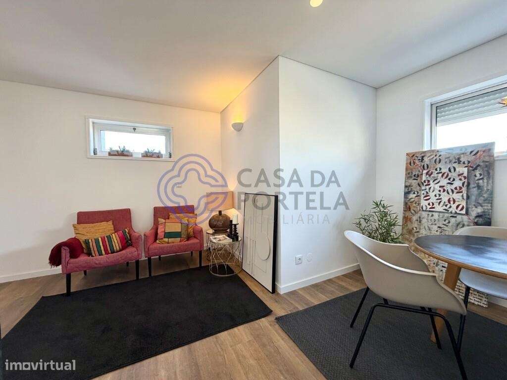 T0 transformado em T1 totalmente renovado | Quinta do Covelo | Paranho - Grande imagem: 3/12