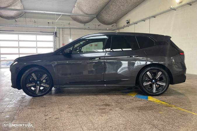 BMW iX xDrive 40 - 5