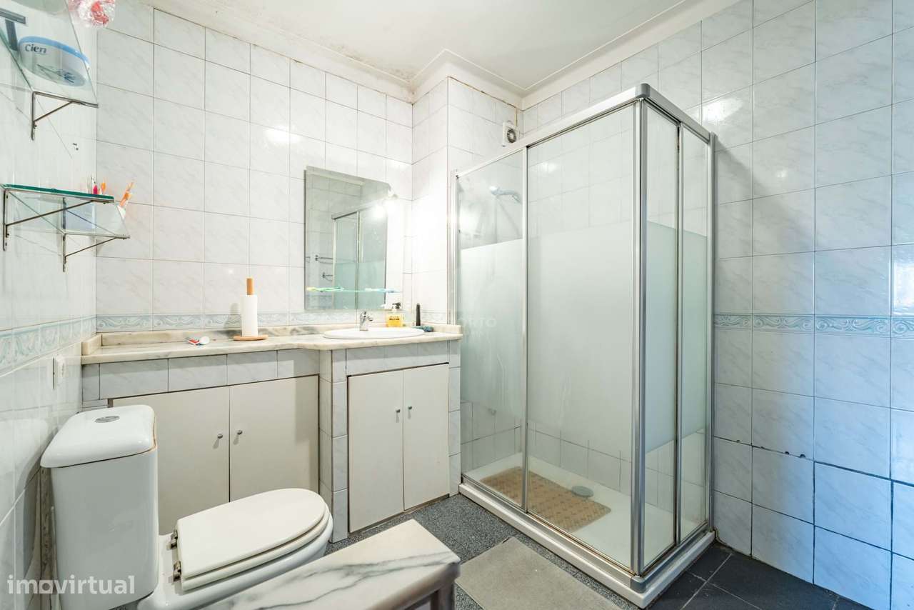 Apartamento T6 em Paranhos – Excelente Oportunidade de Investimento co-11