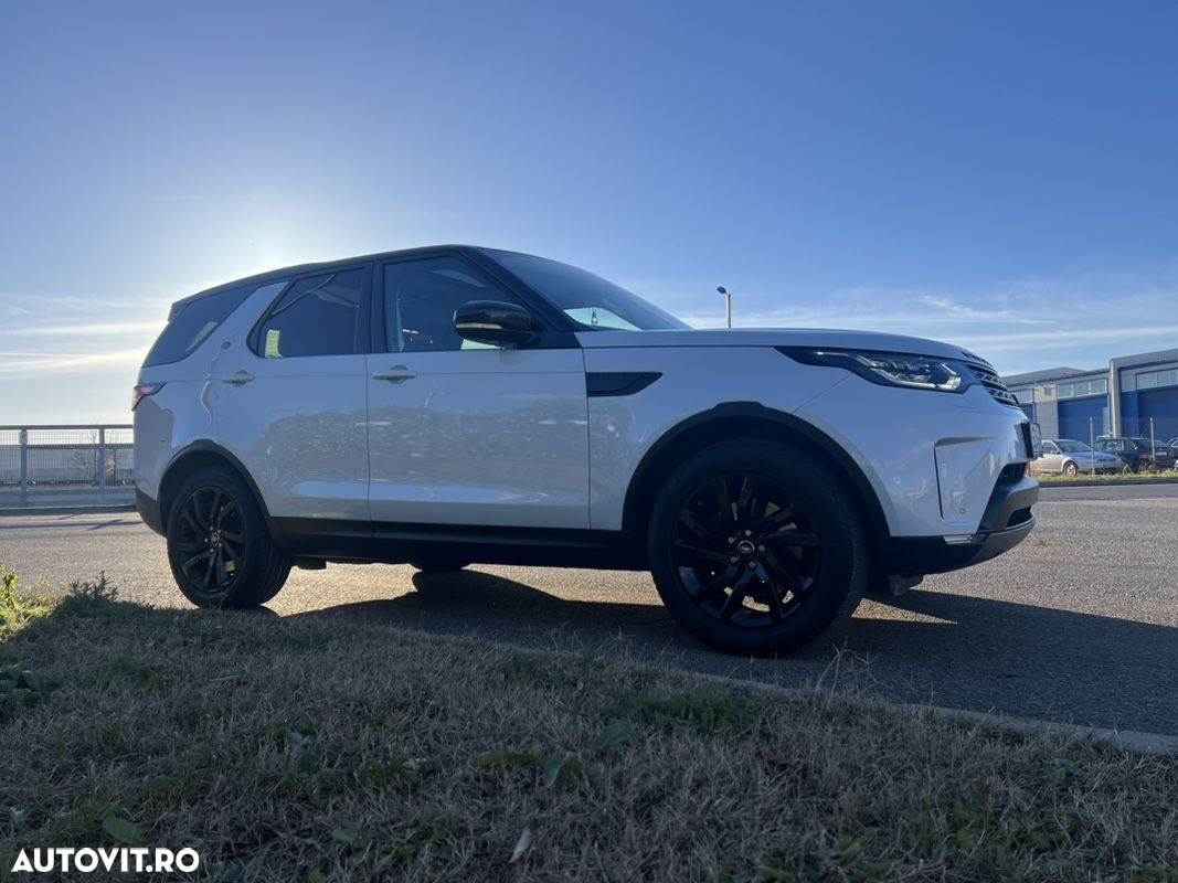 Land Rover Discovery 3.0 L TD6 First Edition - 3