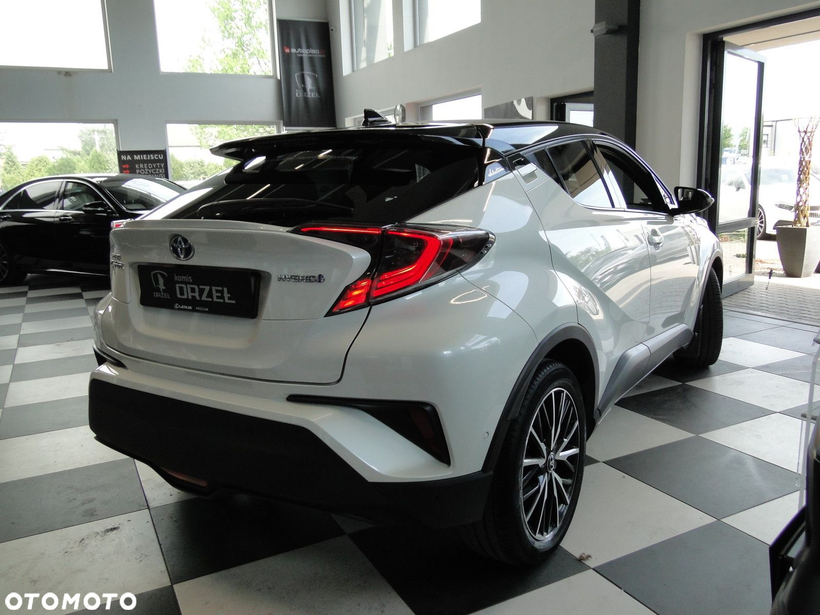 Toyota C-HR - 8