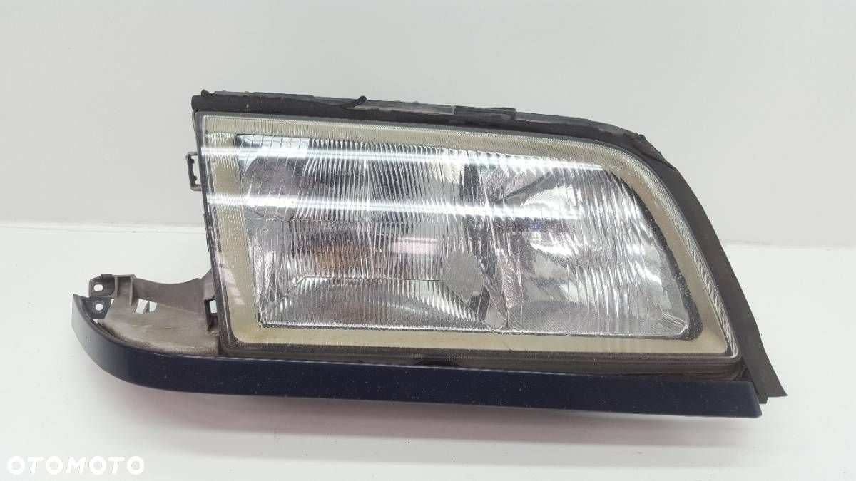 LAMPA PRZÓD PRAWA MERCEDES W202 REFLEKTOR EUROPA - 1