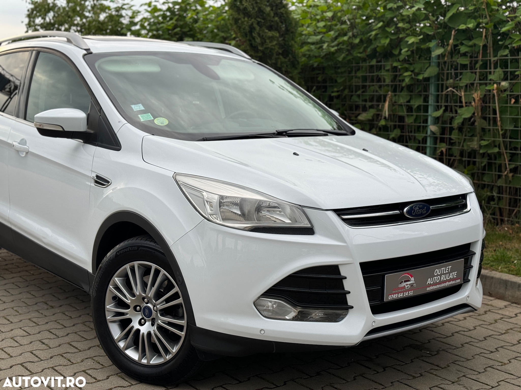 Ford Kuga 2.0 TDCi 2x4 Titanium - 21