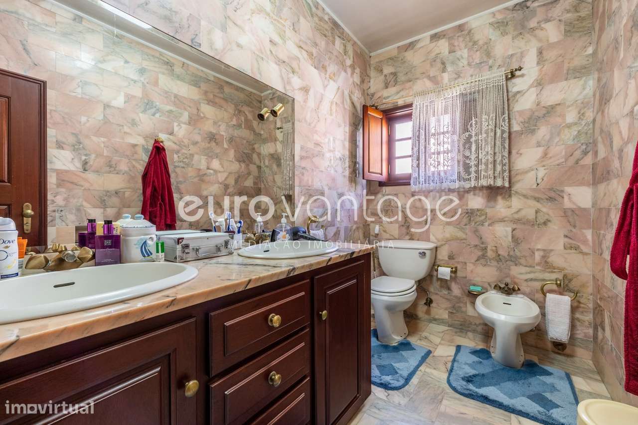 MORADIA T8 NO CENTRO DE LEIRIA-29