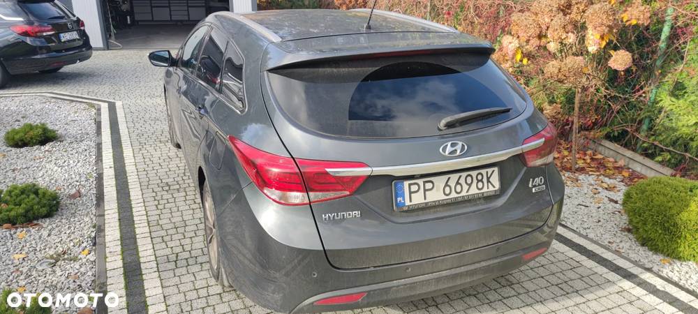 Hyundai i40 1.7 CRDi Comfort DCT - 4