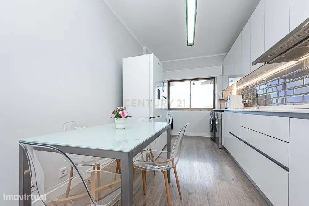 T3 com Vista Cidade e Rio  na Zona Prime do Liceu ✨-25