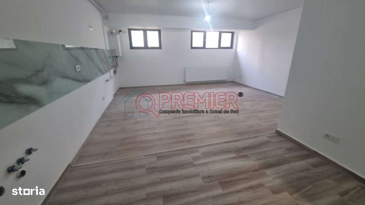 Garsoniera gata - metrou Ap. Patriei - Imagine principală: 3/8