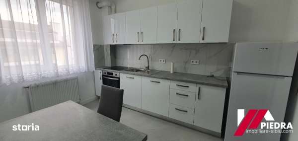 Inchiriez garsoniera decomandata , bloc nou , zona Hipodrom 3 , etaj 3 - Imagine principală: 5/20