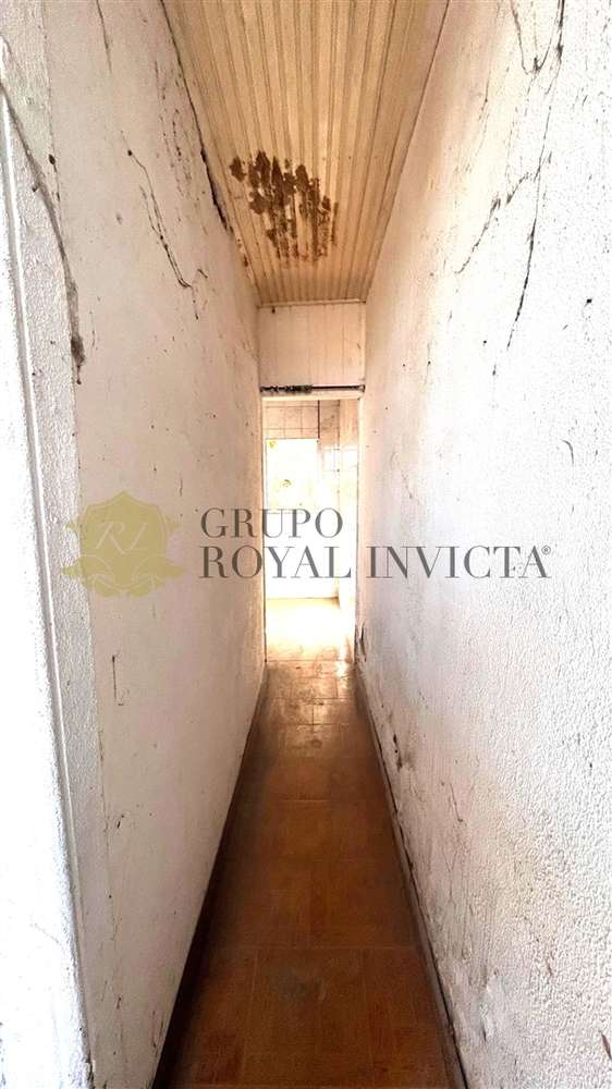 Terreno com Casa em Pedra para Reabilitação – Campanhã, Porto-9