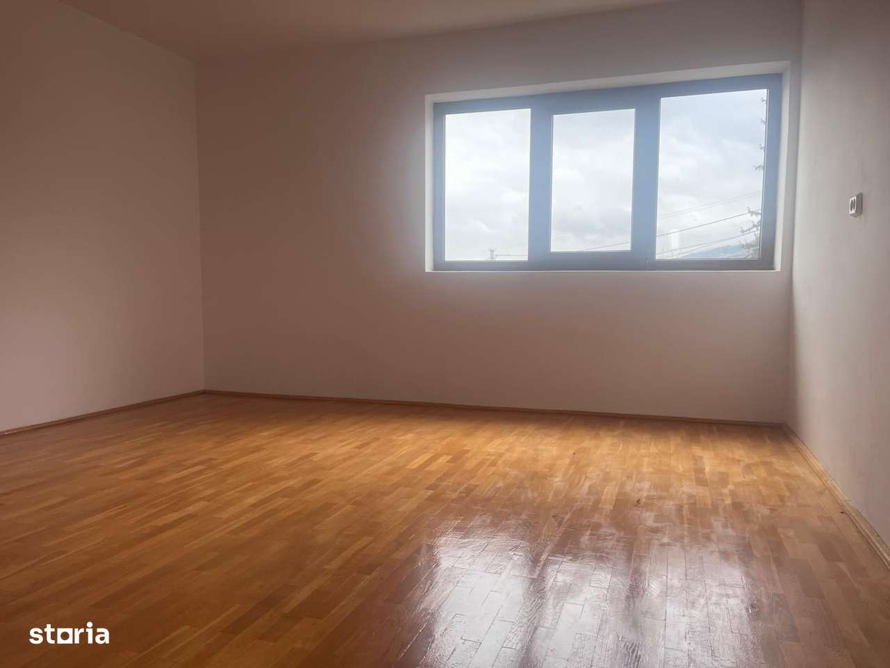 Vanzare casă spațioasă cu teren generos în Cândești Vale–jud Dambovita-2