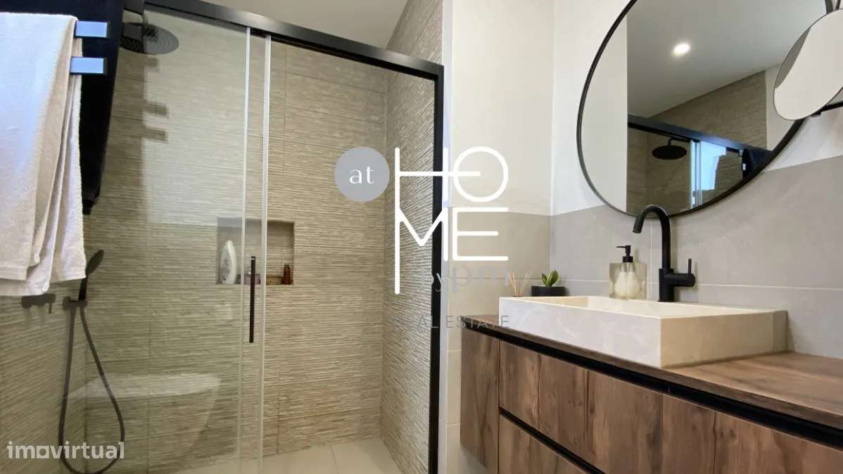 Caramão da Ajuda | Moradia T3 geminada única | Com garagem e terraço-19