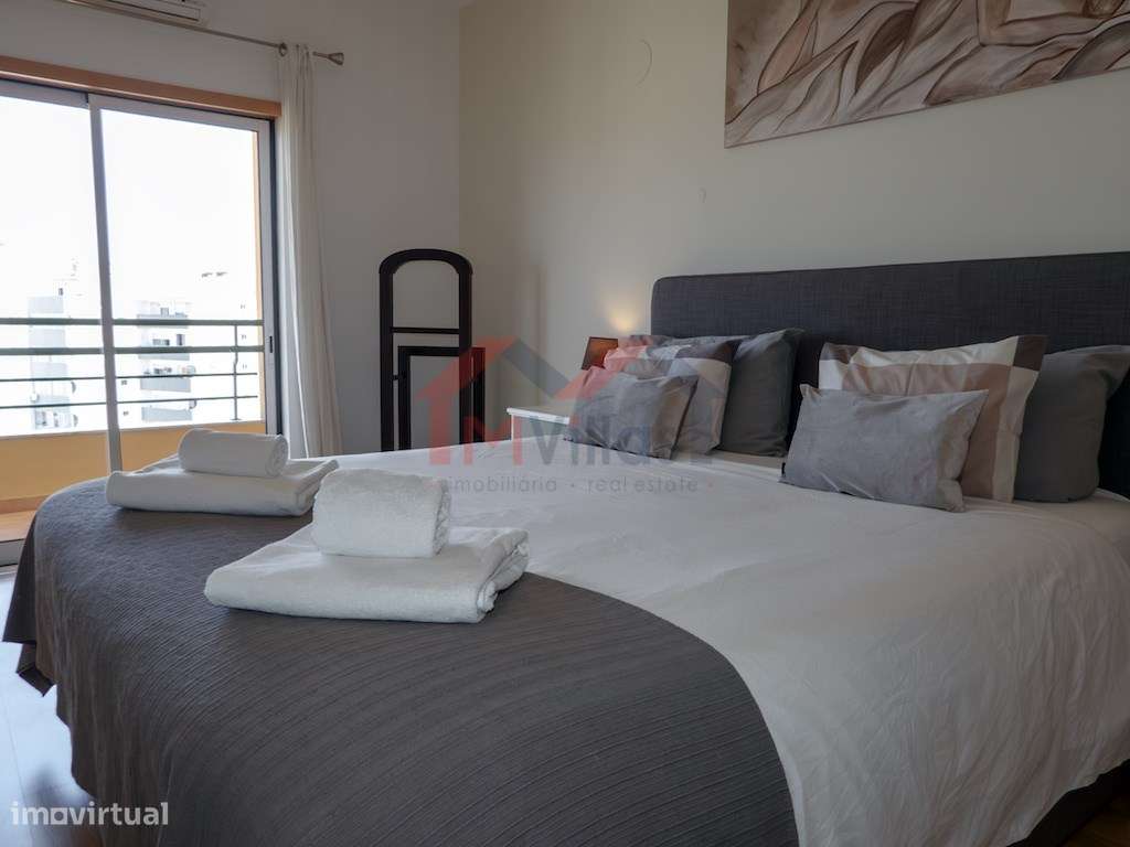 Apartamento T4 dúplex com vista mar, piscina e garagem, perto da pr...-14