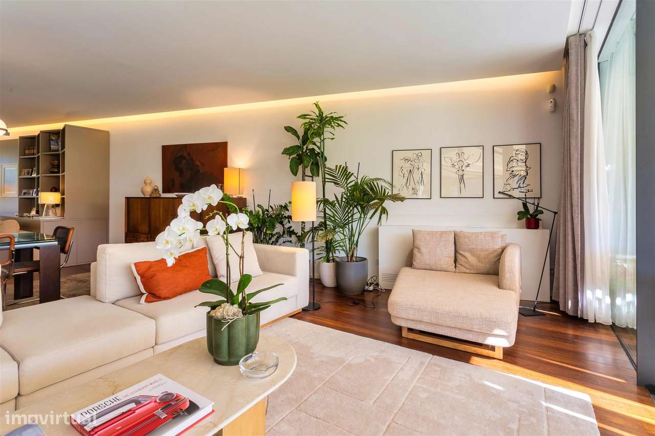 Moradia T5 c/ jardim e piscina no Pinheiro Manso - Grande imagem: 5/50