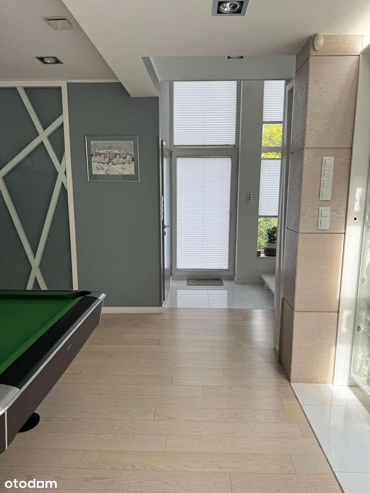 Przepiękny dom nieopodal Piaseczna. Żabieniec.-7