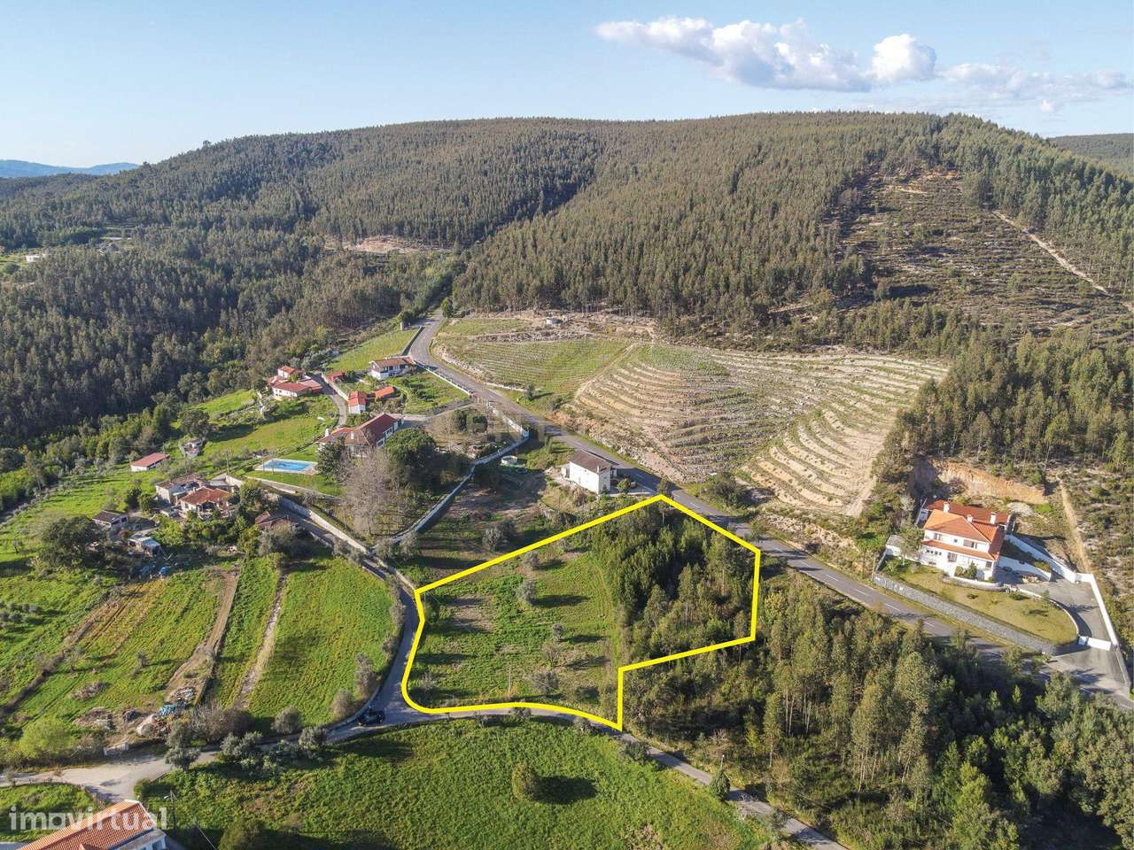 Terreno para construção - Localização Tranquila - Grande imagem: 3/11