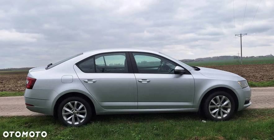 Skoda Octavia 2.0 TDI Ambition - 1