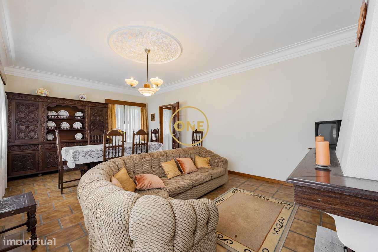 Moradia T3 individual em Lousado-17