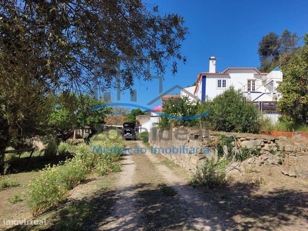 Moradia T4 com picadeiro e terreno - Localizada em Alenquer - Grande imagem: 2/21