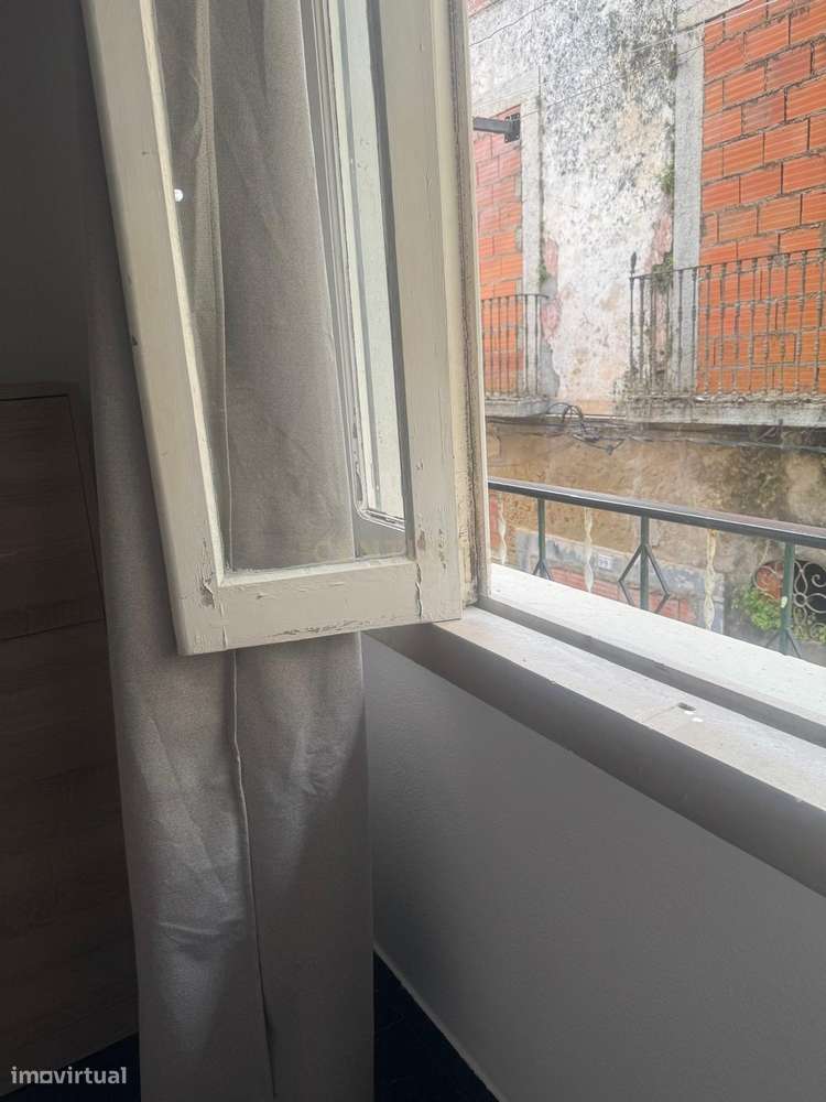 Edifício Usado em Setúbal com Excelente Localização-14