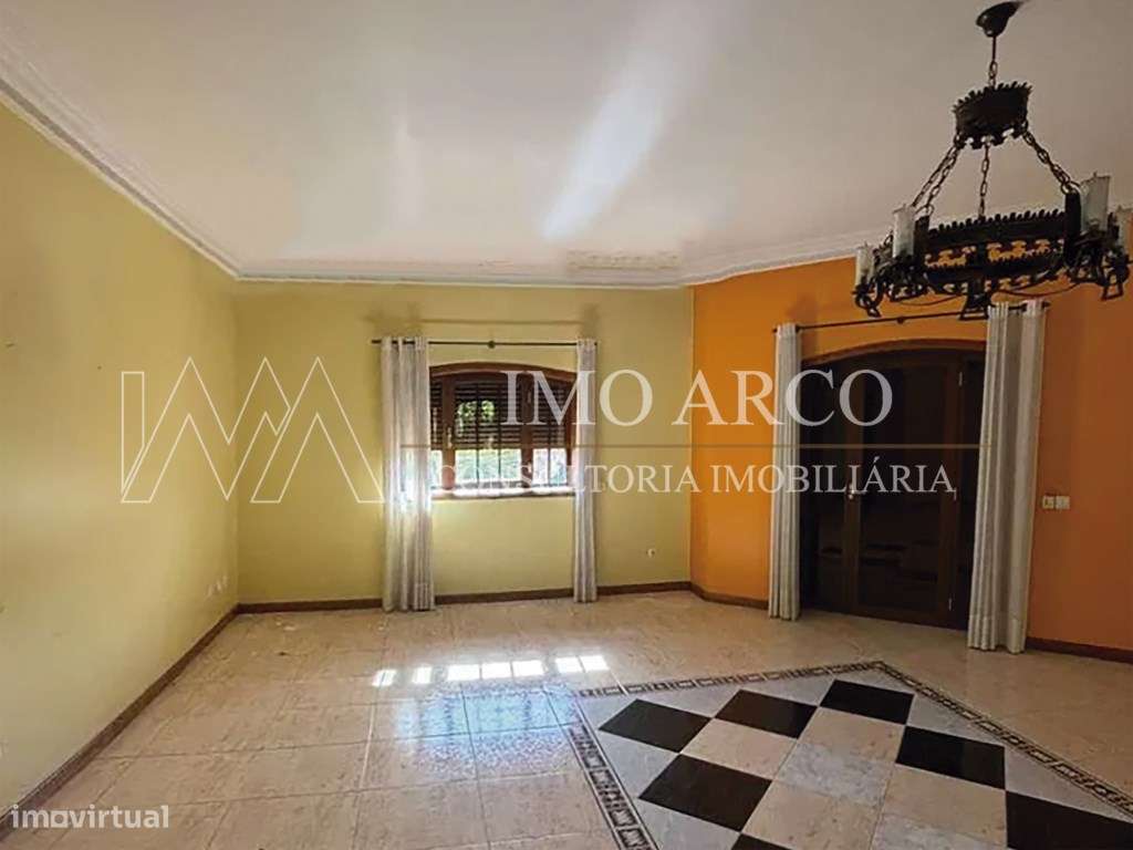 Quinta, com Moradia, Piscina e Adega-13