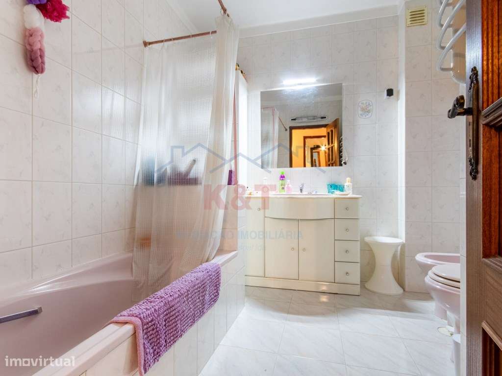 Penthouse T4 com terraço e garagem box-10