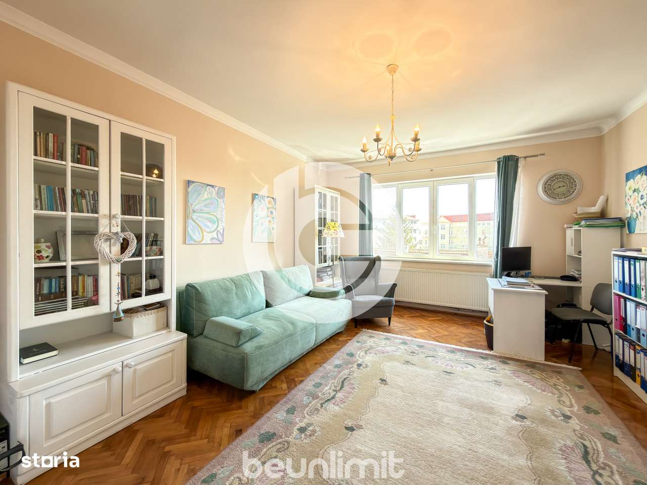 Apartament 4 camere | Str. Dealului | Parcare in curte interioara-2
