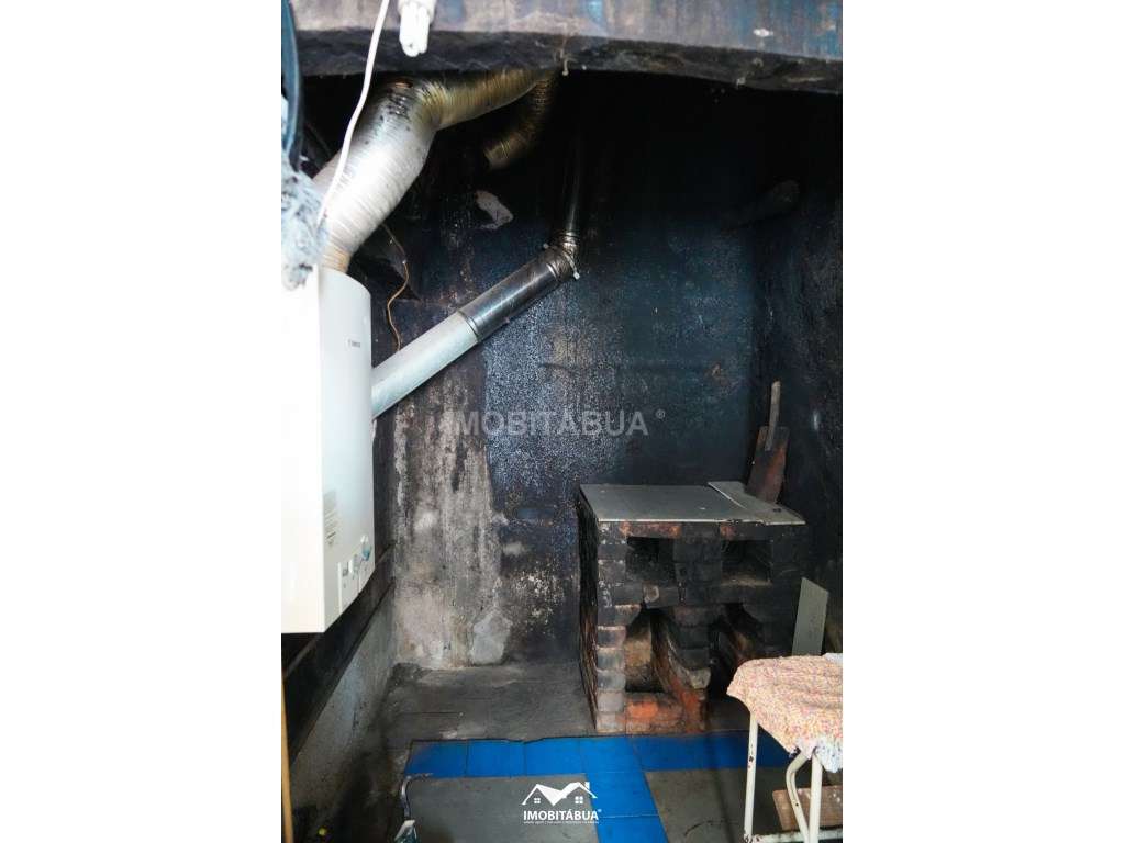 Casa Tradicional Portuguesa com Quintal, Vista e Muitos Detalhes Au...-36