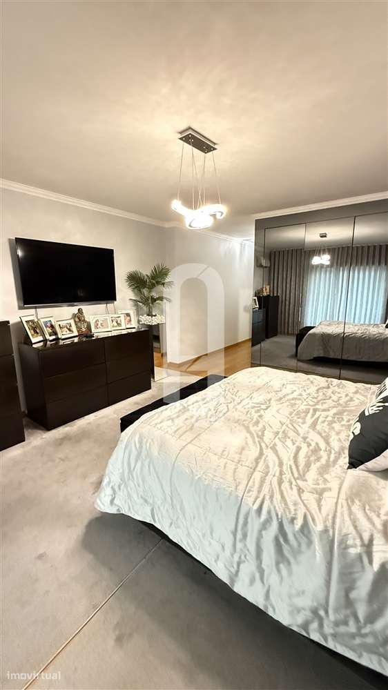 Apartamento T4 de luxo em Oliveira de Azemeis-26