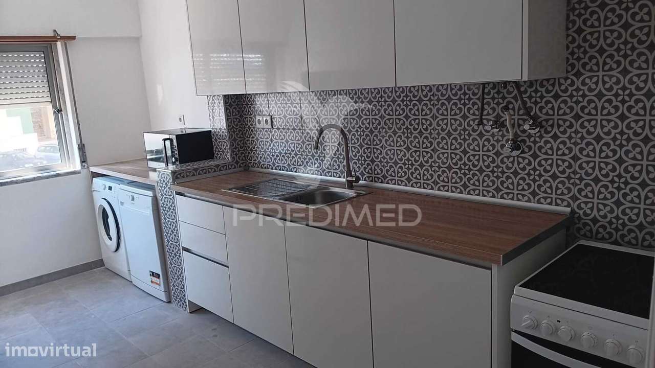 Excelente T2 Arrendar próximo praia, no centro de Oeiras - Grande imagem: 4/19