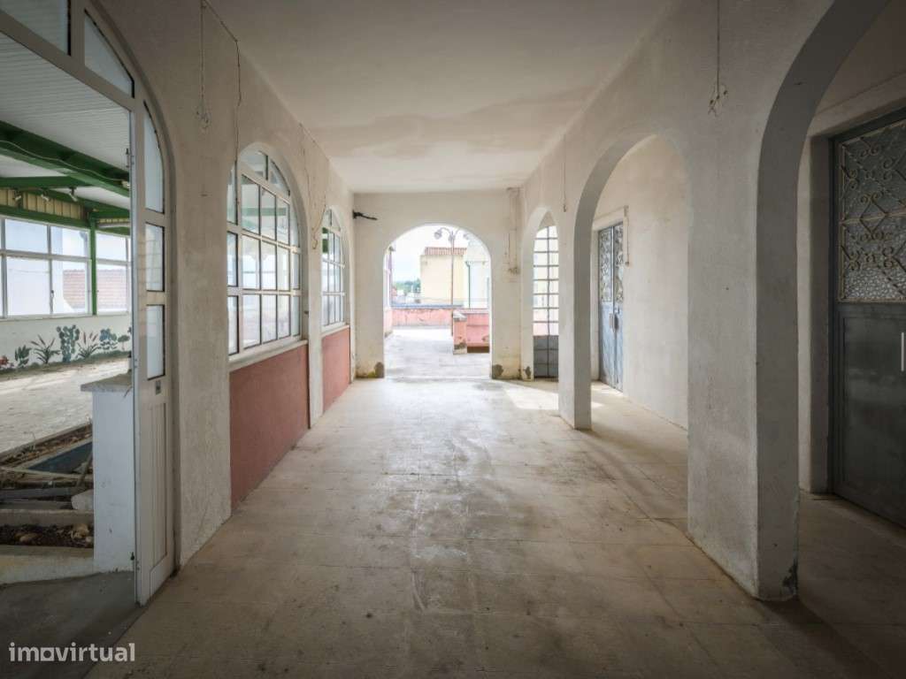 Habitação - Oportunidade de Investimento no Zambujal-13