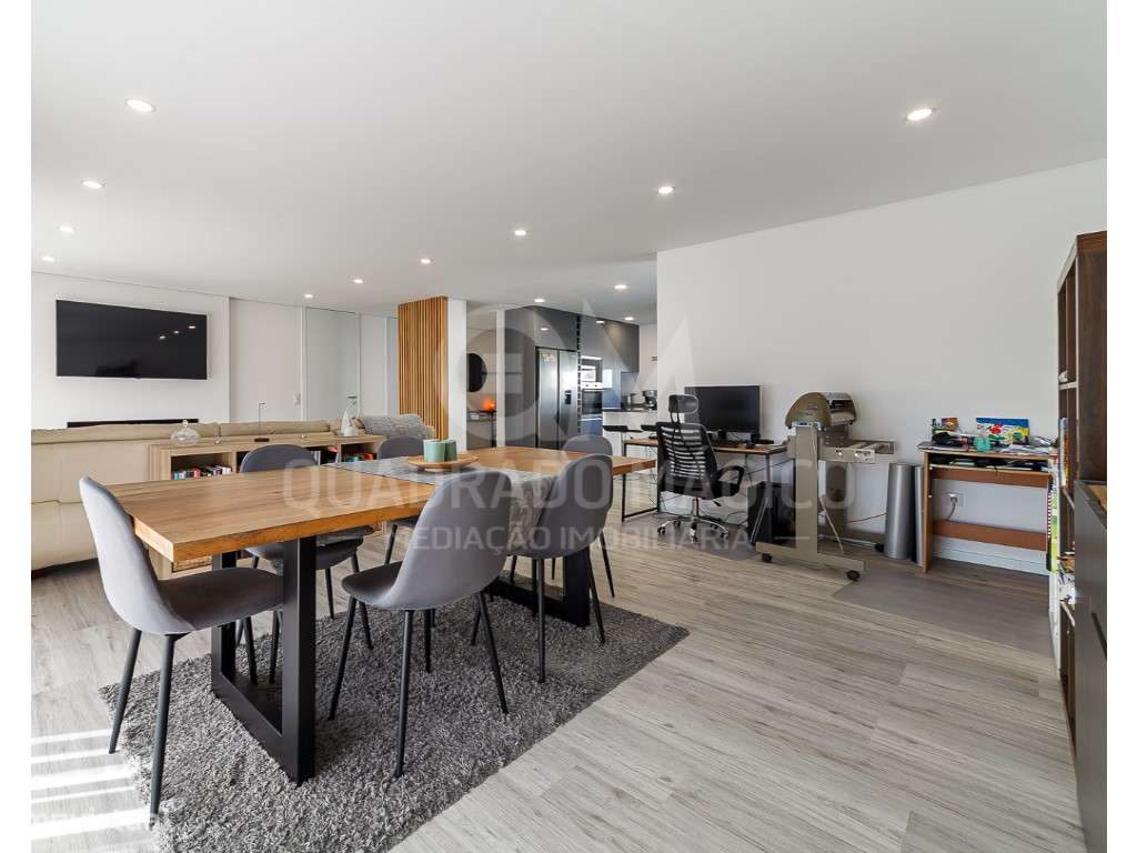 Maravilhosa moradia T3+1, térrea e de linhas modernas a 2 minutos d...-13